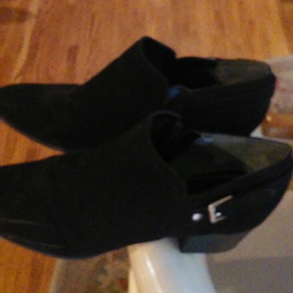 Suede boots - Picture 7 of 7